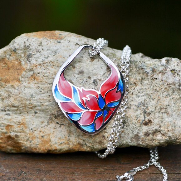 Silver Pink Enamel Flower Pendant with Cubic Zirconias, Gardening, Flowers - Picture 4 of 5